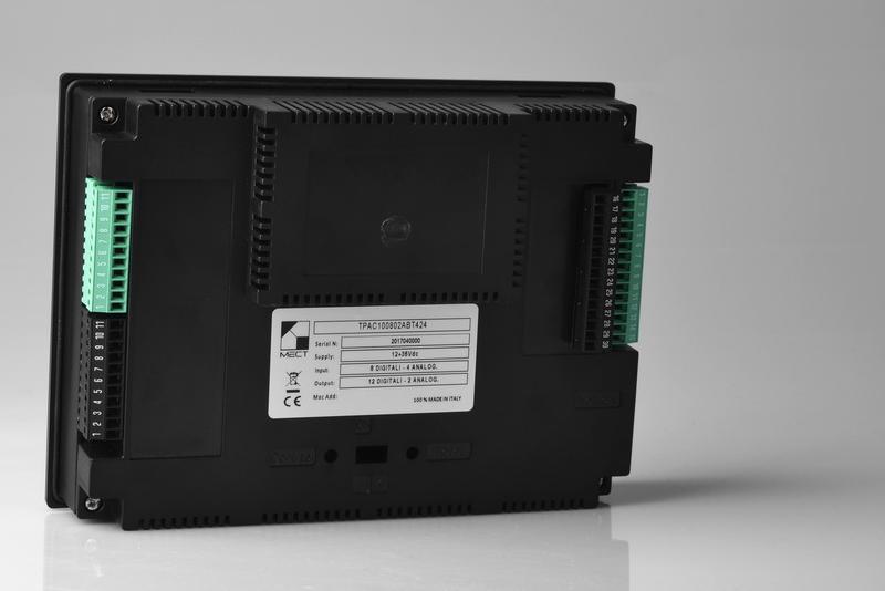 PLC con I/O INTEGRATI 7'' TOUCH SCREEN MONITOR - TPAC1008