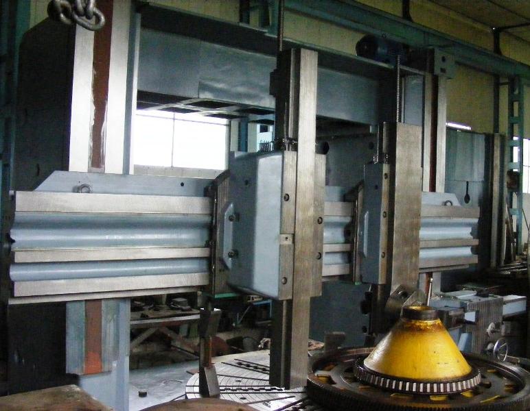 VERTICAL TURNING LATHE SC 33